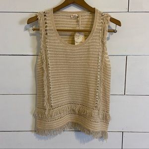 Hem & Thread Knit Fringe Sleeveless Top. Size Medium. New With Tags